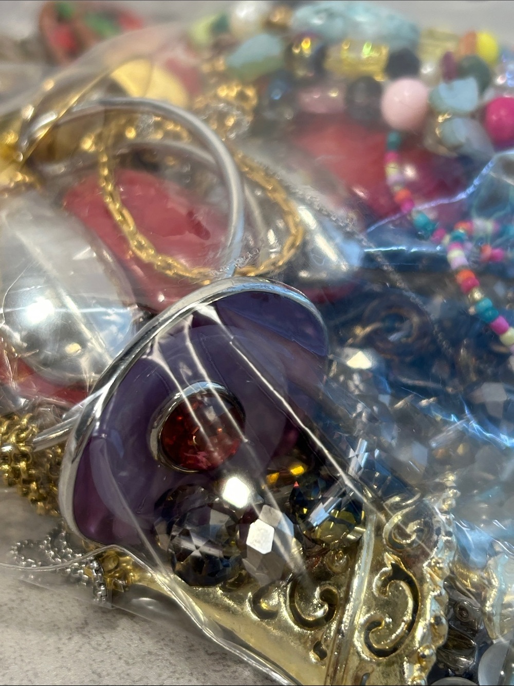 Bundle of 20 pieces jewelry